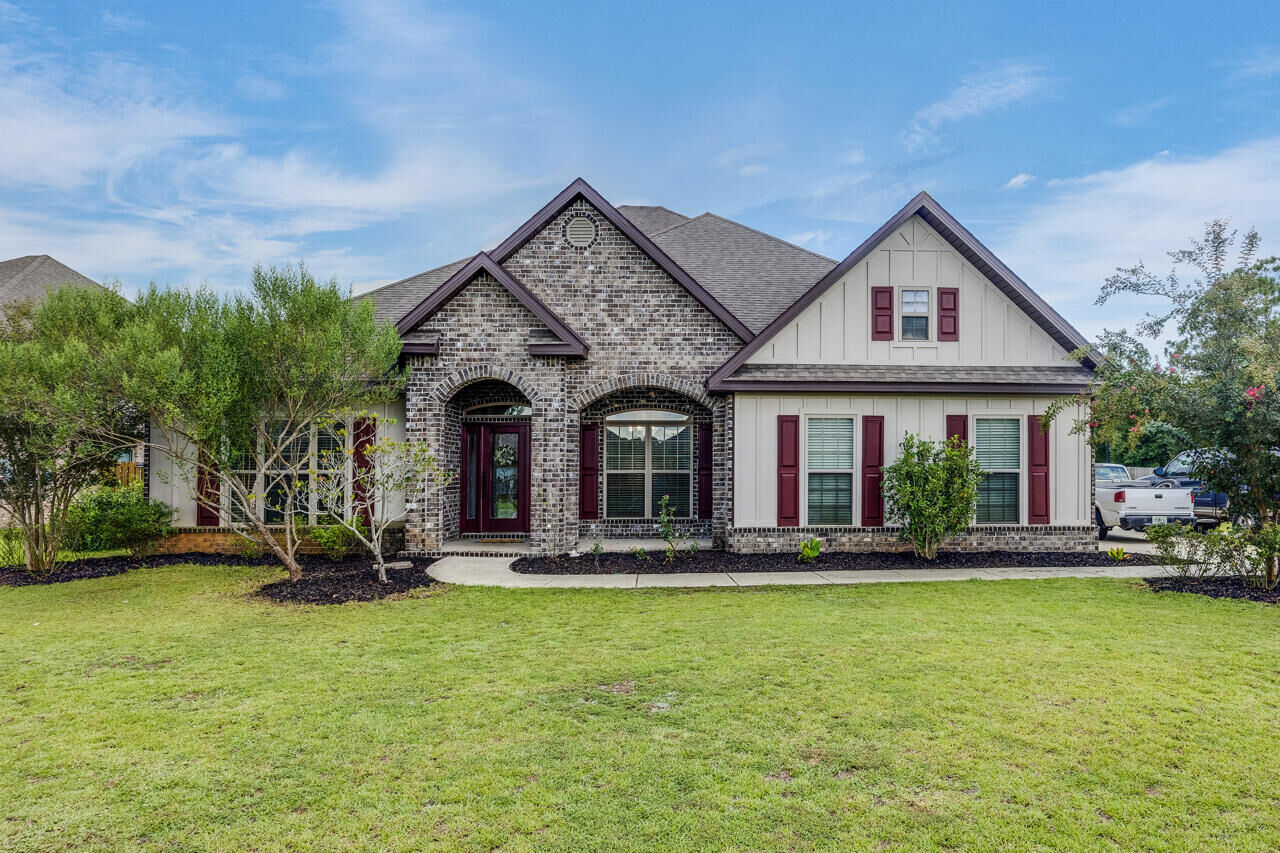 Property Photo: 503 Gadwell Street FL 32539