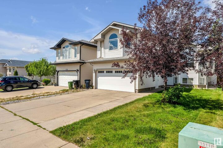 Property Photo:  3124 34A Avenue NW  AB T6T 1W5 