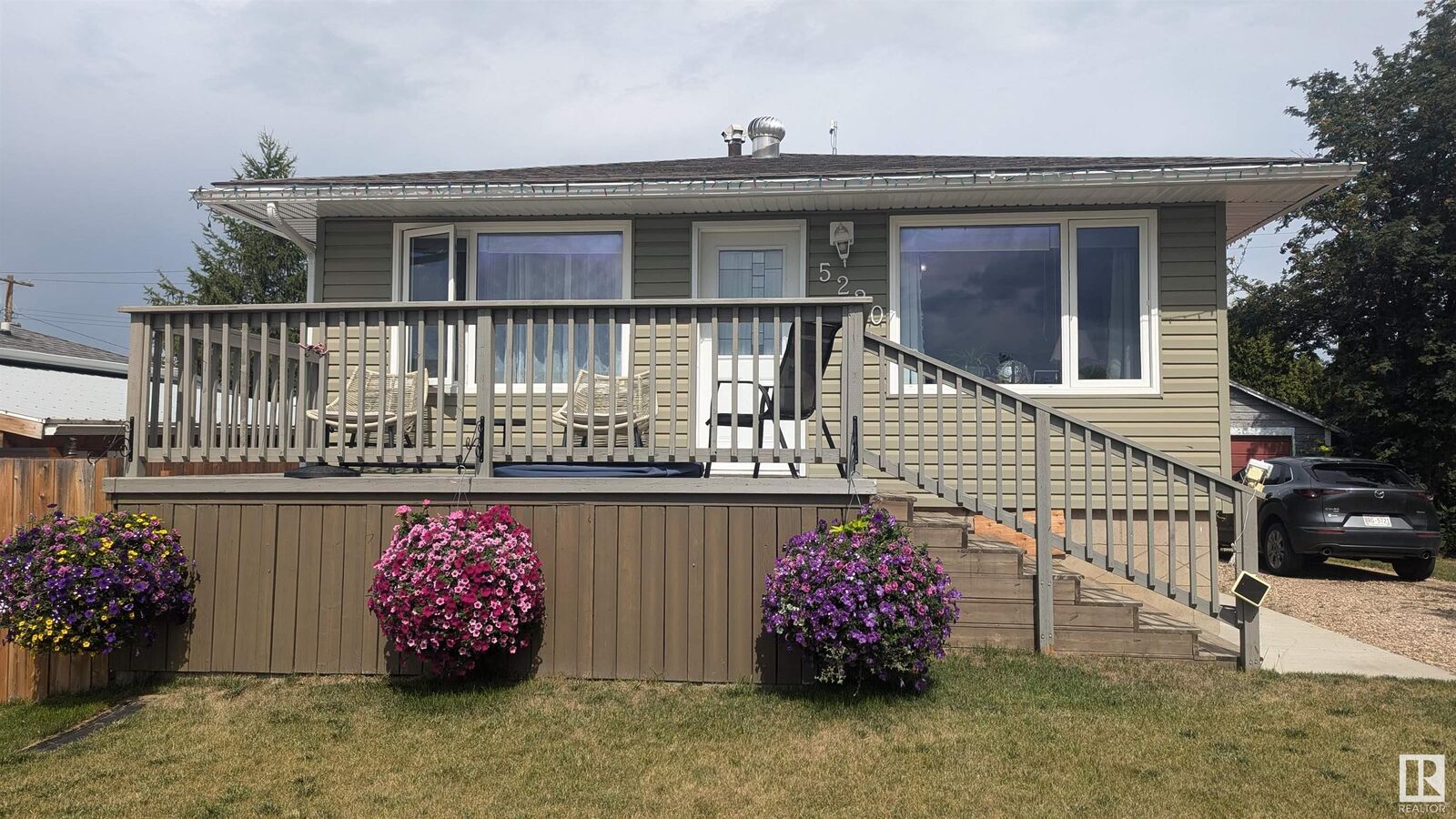 Property Photo: 5220 53 Avenue AB T0B 3H0