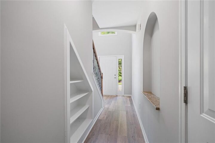 Property Photo:  950 Firethorne Pass  GA 30040