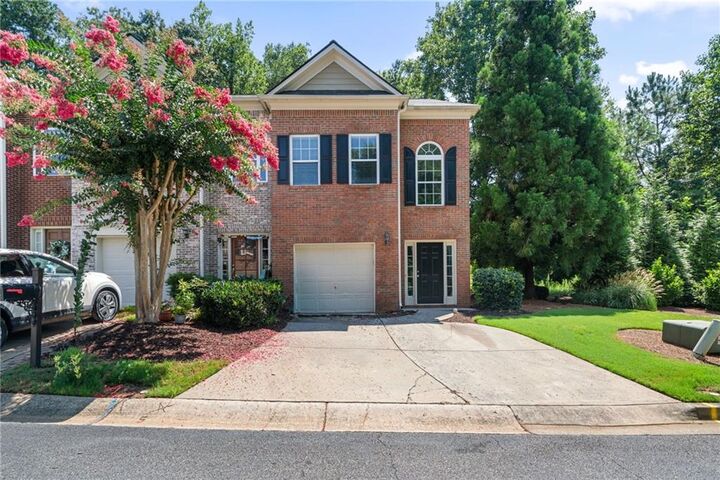 Property Photo:  950 Firethorne Pass  GA 30040 