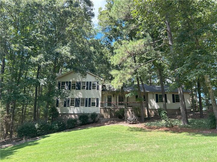 Property Photo: 2477 Laurel Ridge Place SW GA 30094
