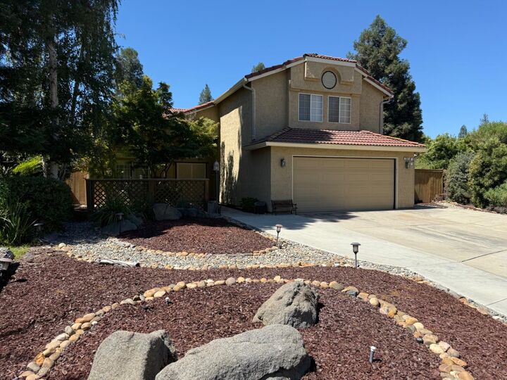 Property Photo:  787 E Buckhill Road  CA 93720 