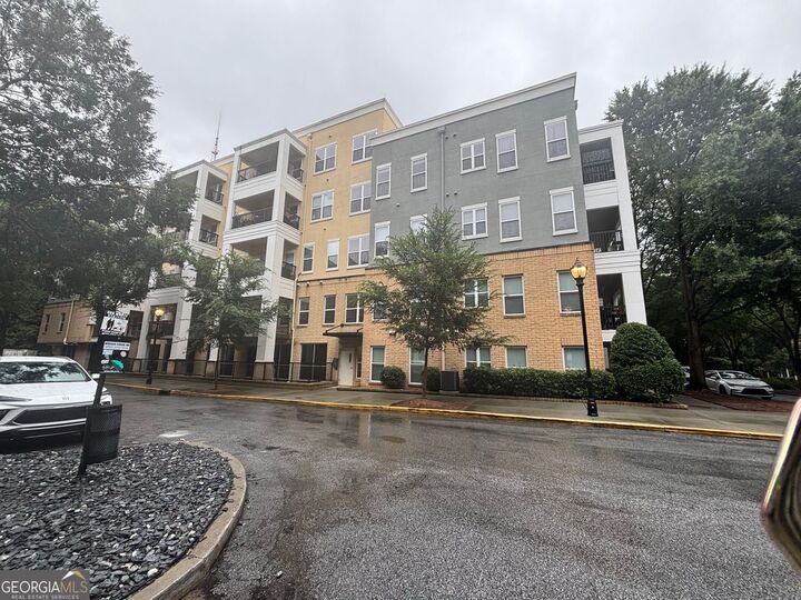 Property Photo:  870 Inman Village Parkway NE 405  GA 30307 