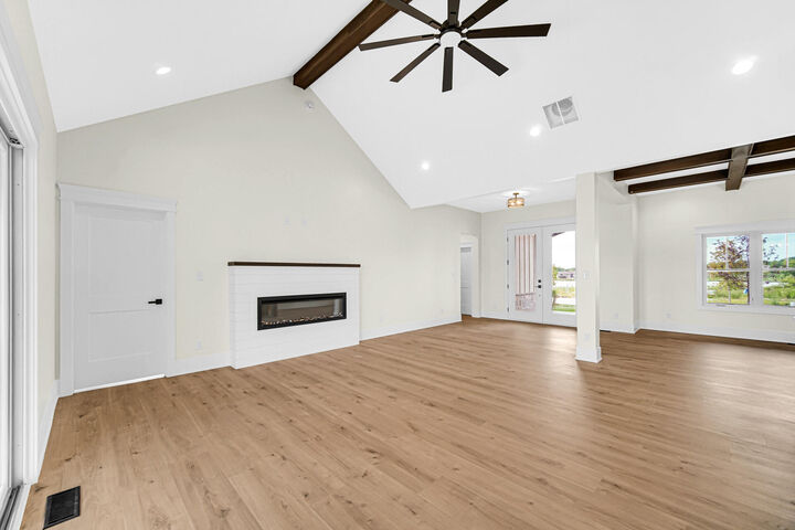 Property Photo: 10137 Lakeview IN 46373