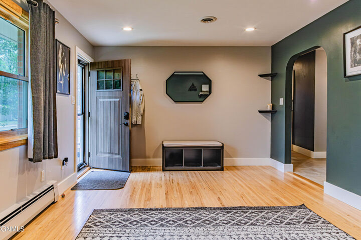 Property Photo: 702 18th Street NW ND 58554