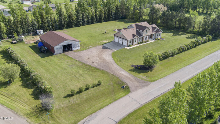 6160 Sky Lane  Bismarck ND 58503 photo