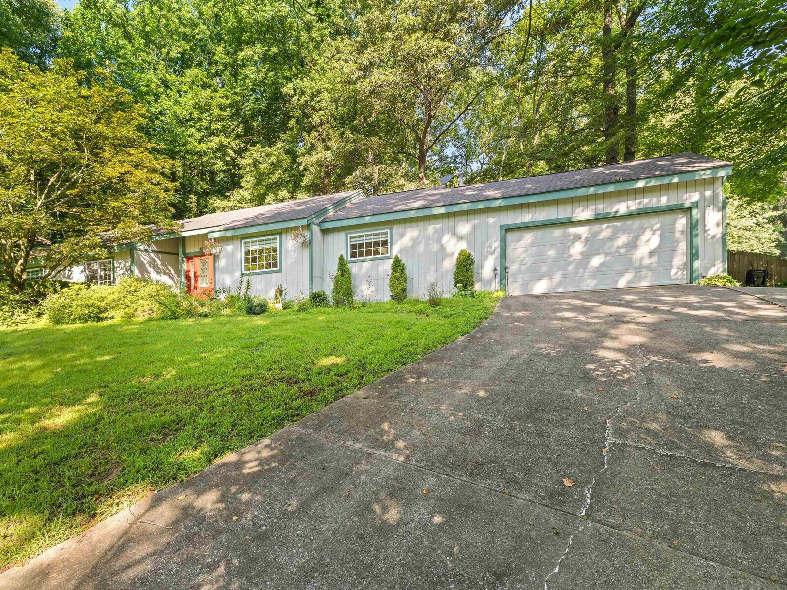Property Photo:  216 Fern Hill Drive  KY 42301 