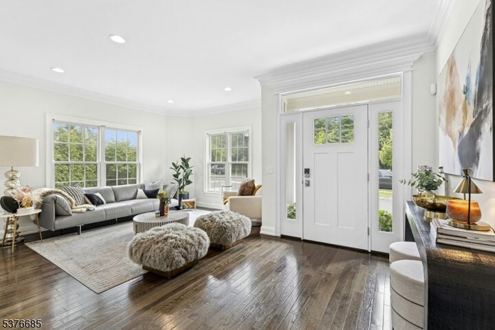 Property Photo: 321 E Grove St 14 NJ 07090