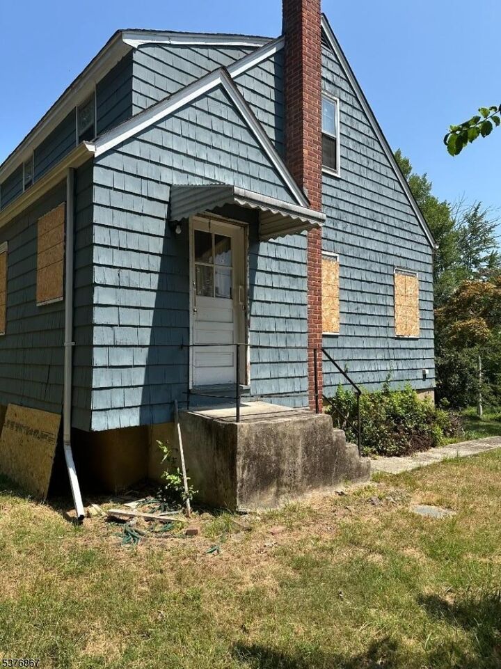 Property Photo: 35 Benwell Ave NJ 07470