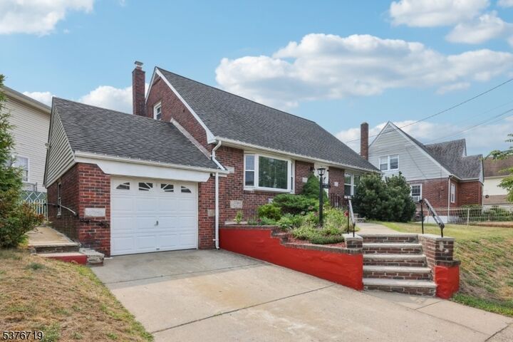 Property Photo:  340 Westervelt Pl  NJ 07644 