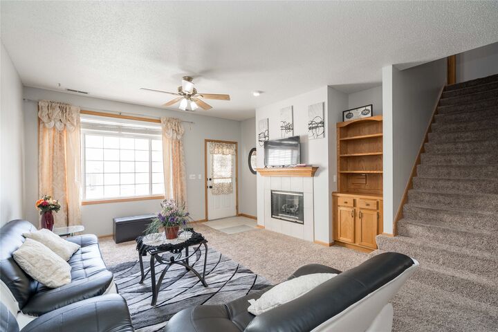 Property Photo: 1509 SE Delaware Avenue 11 IA 50021