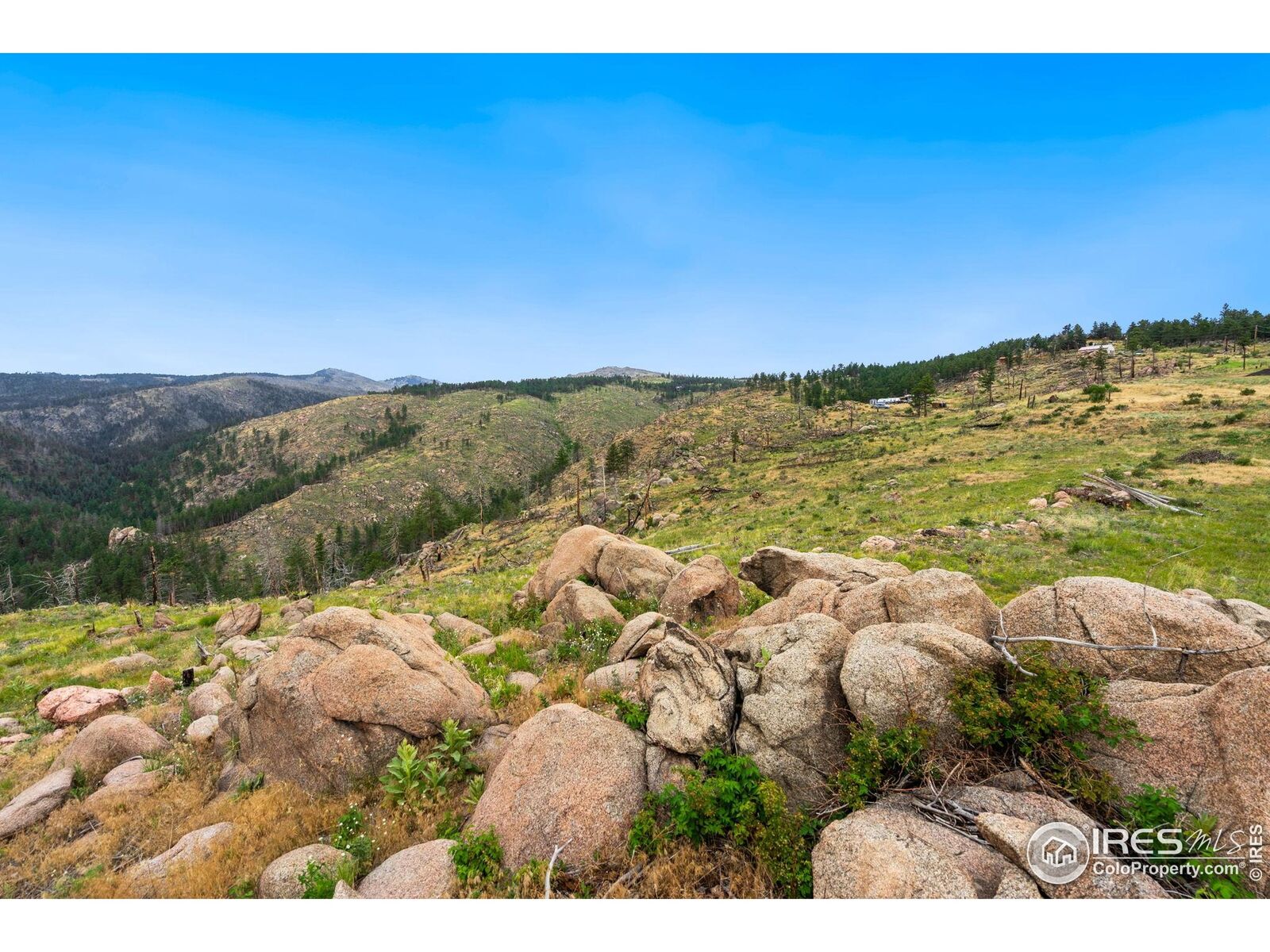 Property Photo: 865 Redstone Dr CO 80512