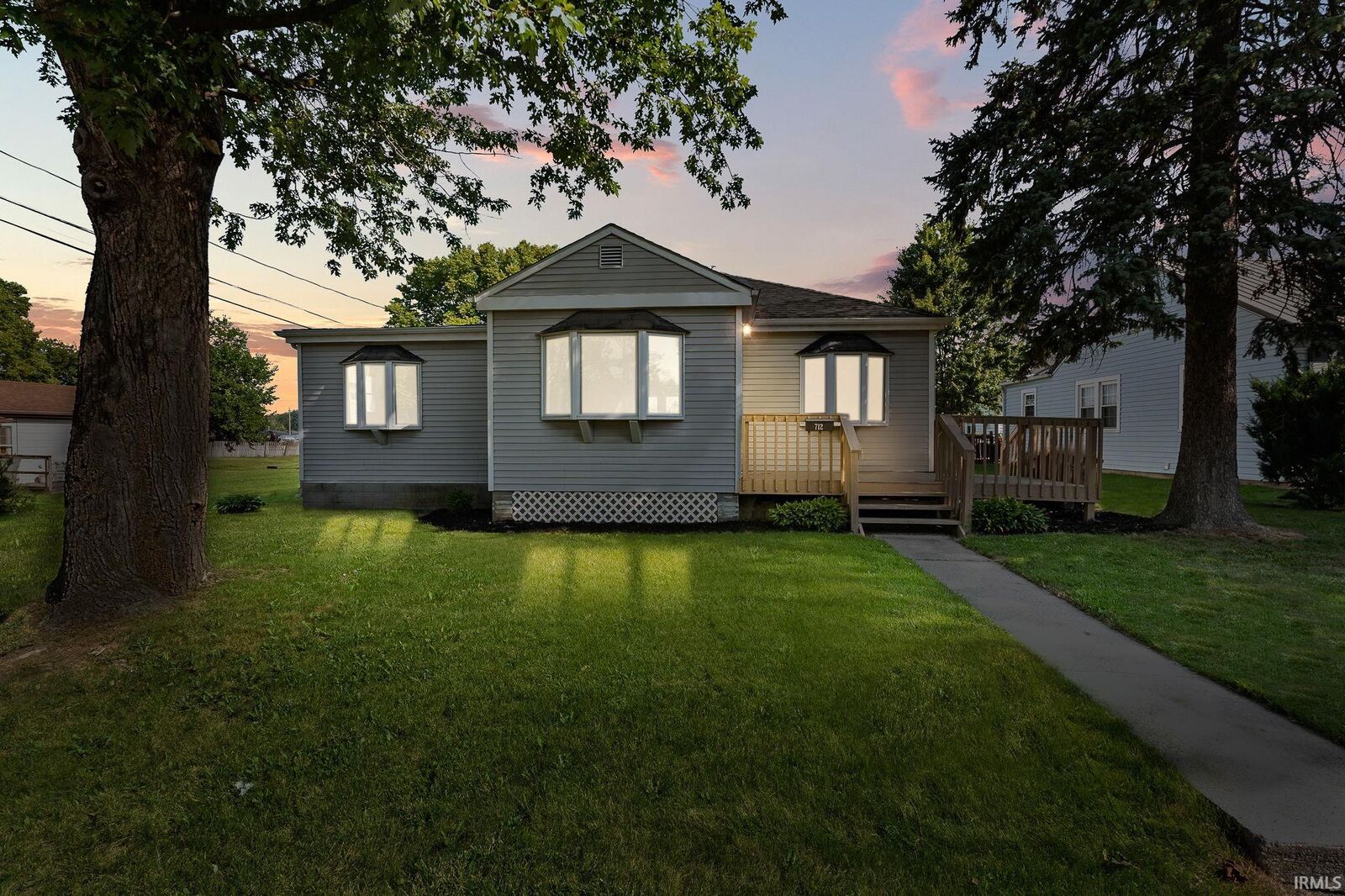 Property Photo: 712 Washington St. IN 46733