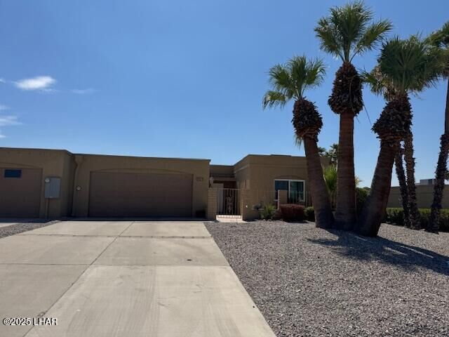 Property Photo: 382 Jones Dr AZ 86406