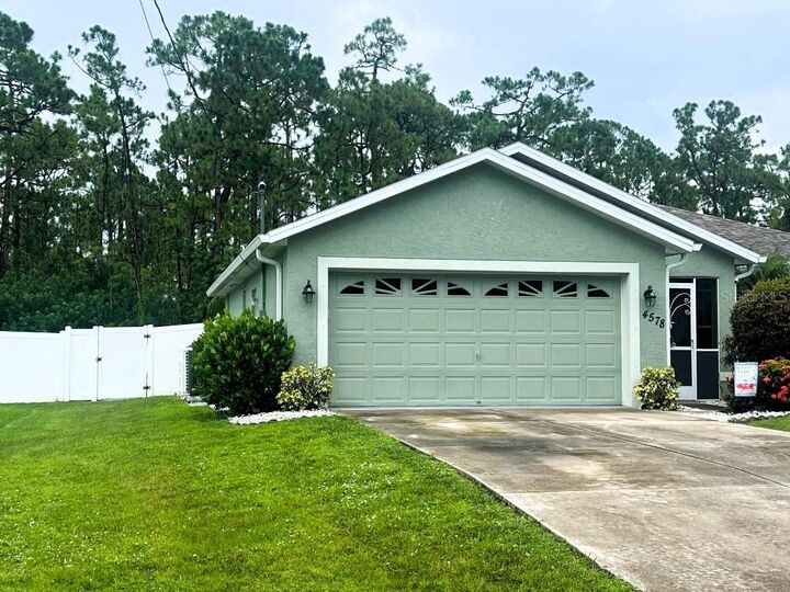 Property Photo: 4578 Coker Road FL 34286