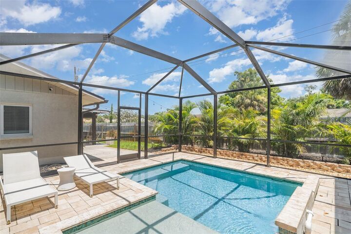 Property Photo:  503 Casas Bonitas Place  FL 34275 