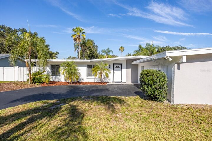 Property Photo:  1231 Sidcup Road  FL 32751 
