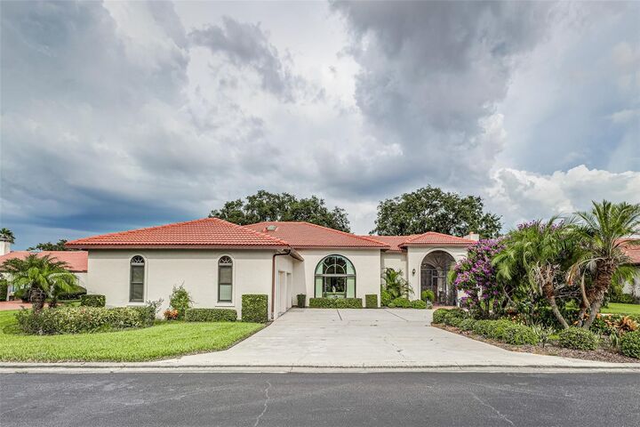 Property Photo: 529 Clubhouse Drive FL 33898