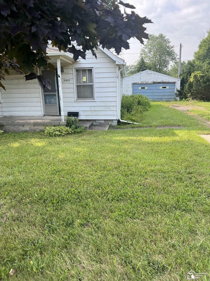 Property Photo: 18809 Huron River Drive MI 48173