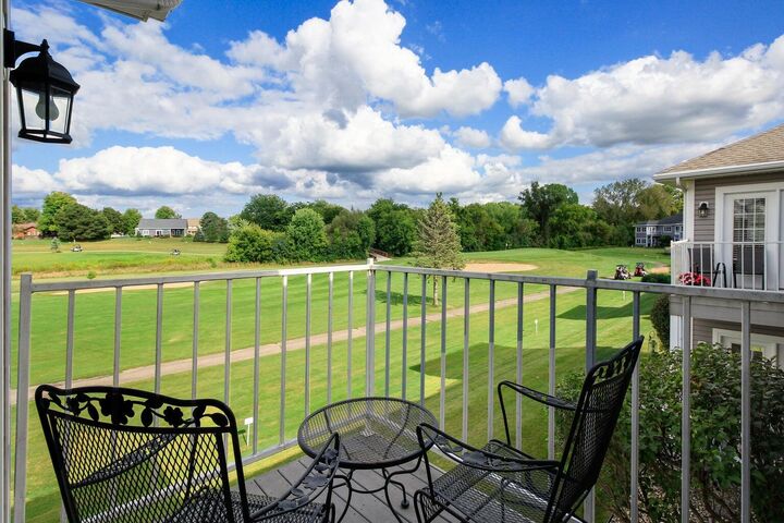 208 Potter Rd 202  Elkhorn WI 53121 photo