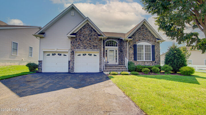 Property Photo:  167 Scarborough Way  NJ 07746 