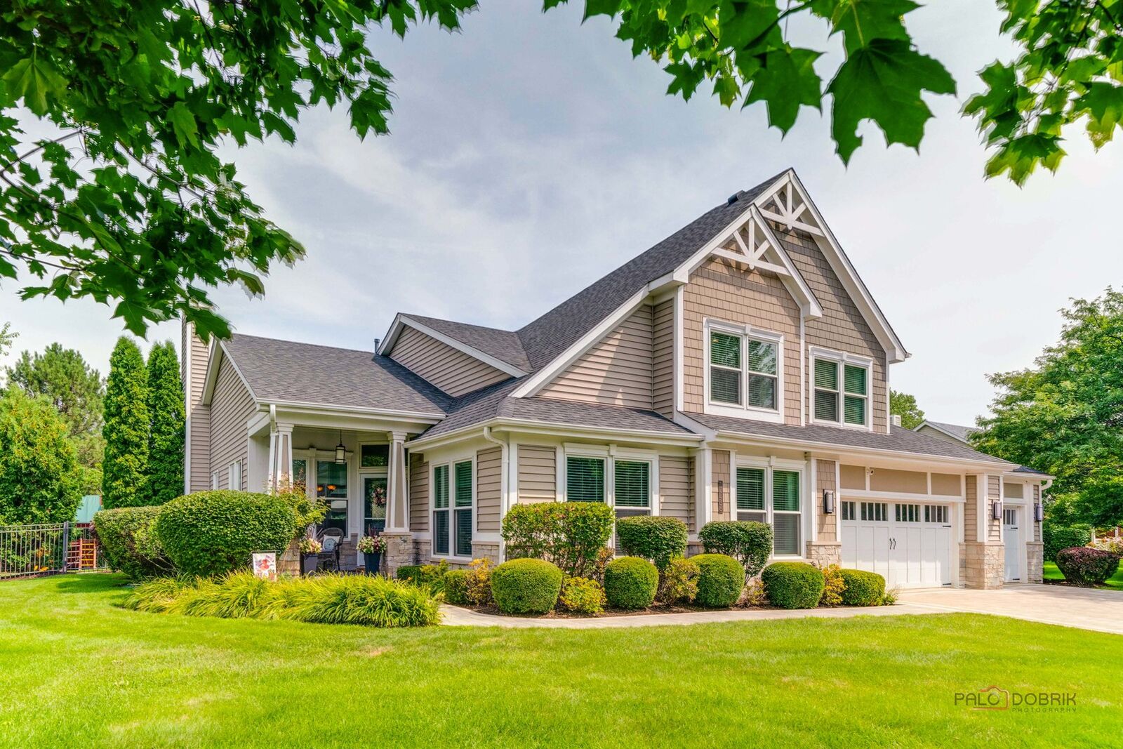 Property Photo: 14436 Greenfield Court IL 60048