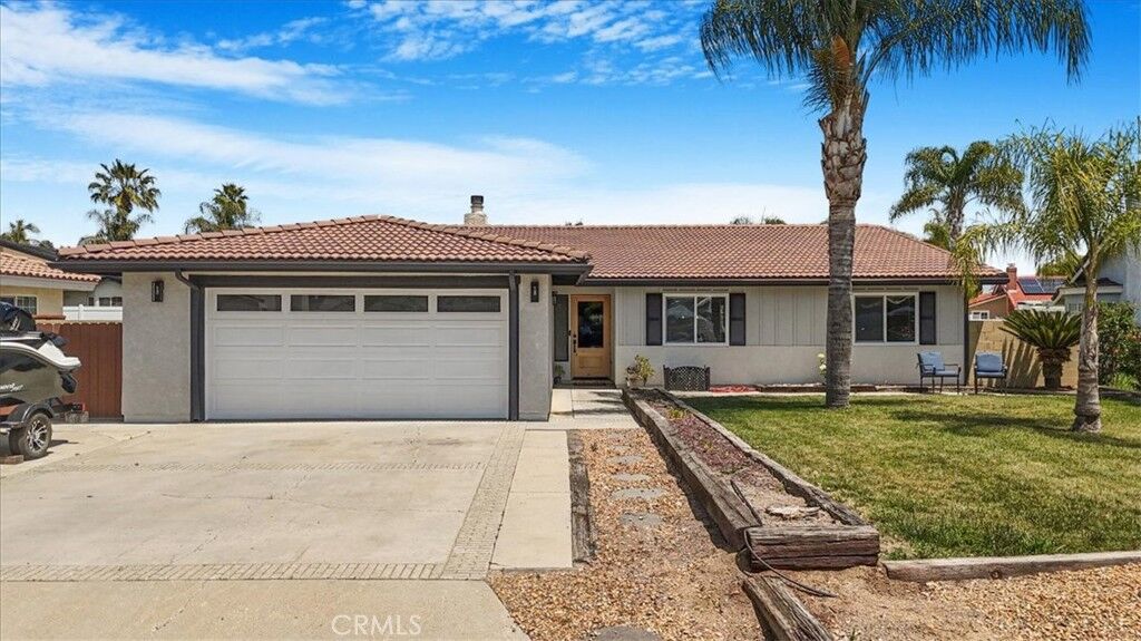 Property Photo:  23662 Fair Weather Drive  CA 92587 