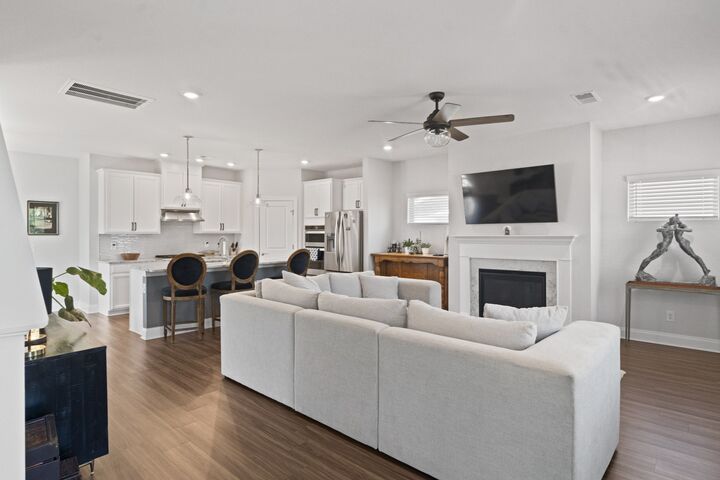 Property Photo: 3562 Four Leaf Way TN 37013