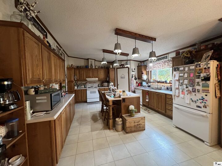 Property Photo:  27 Williams Lane  LA 71232 