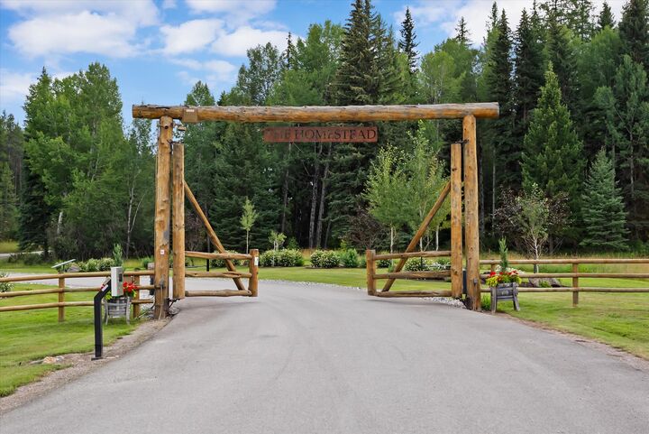 Property Photo:  2265 Mountain Home Road  MT 59937 