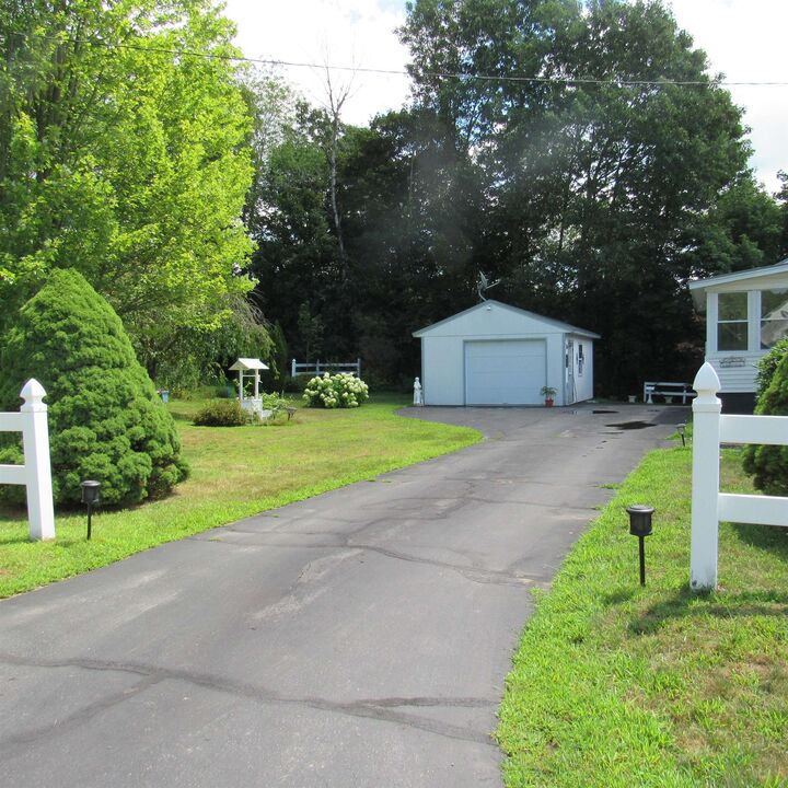 Property Photo:  11 Dartmouth Street  NH 03743 