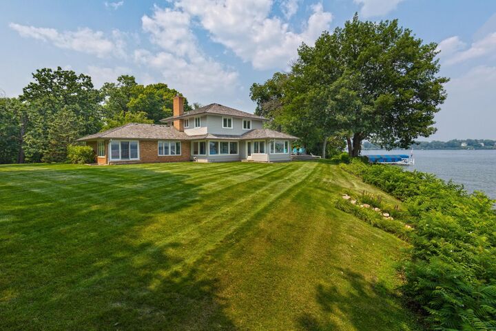 Property Photo:  2610 W Lafayette Road  MN 55331 