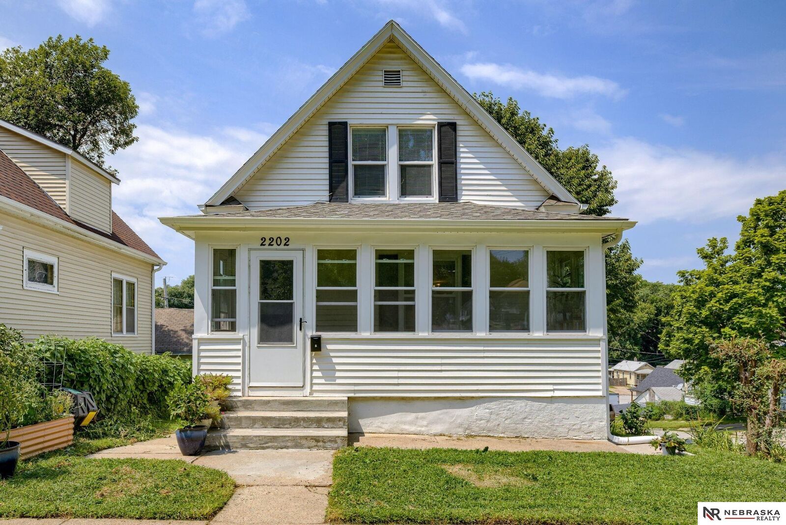 Property Photo: 2202 S 12th Street NE 68108