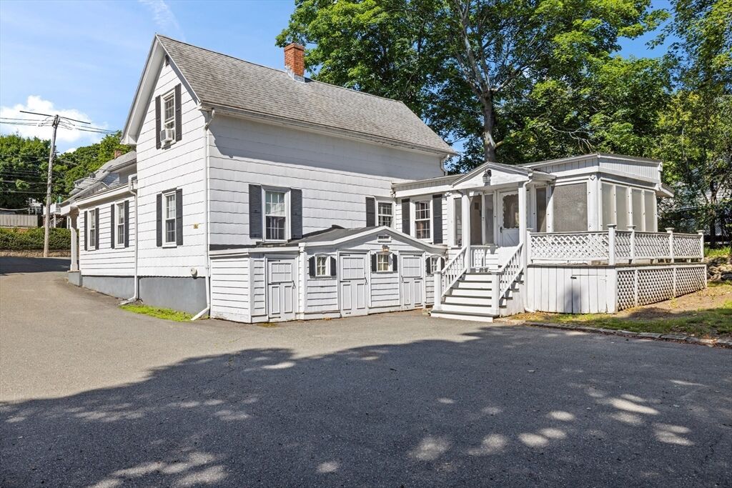 Property Photo:  103 Lowell St  MA 01960 