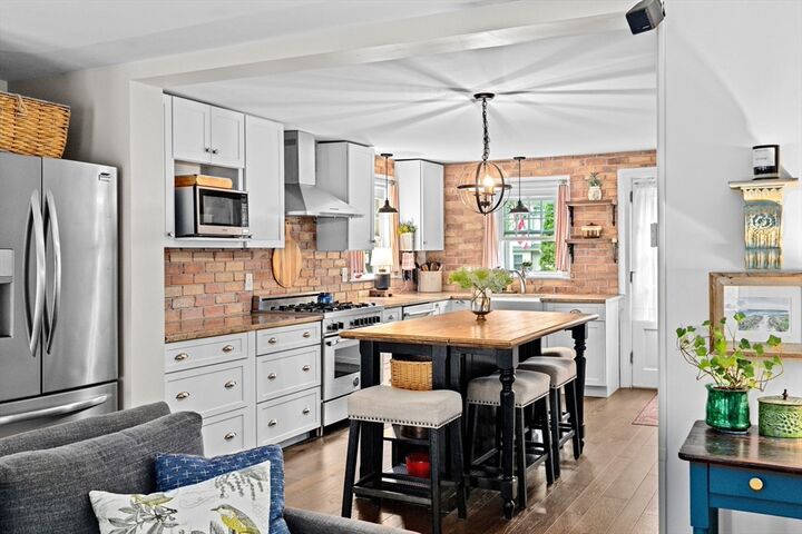 Property Photo: 643 S River MA 02050