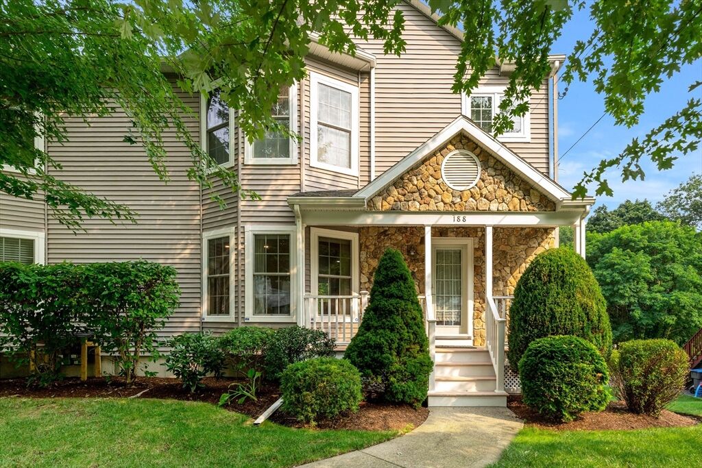 Property Photo: 188 E Central St 188 MA 01760
