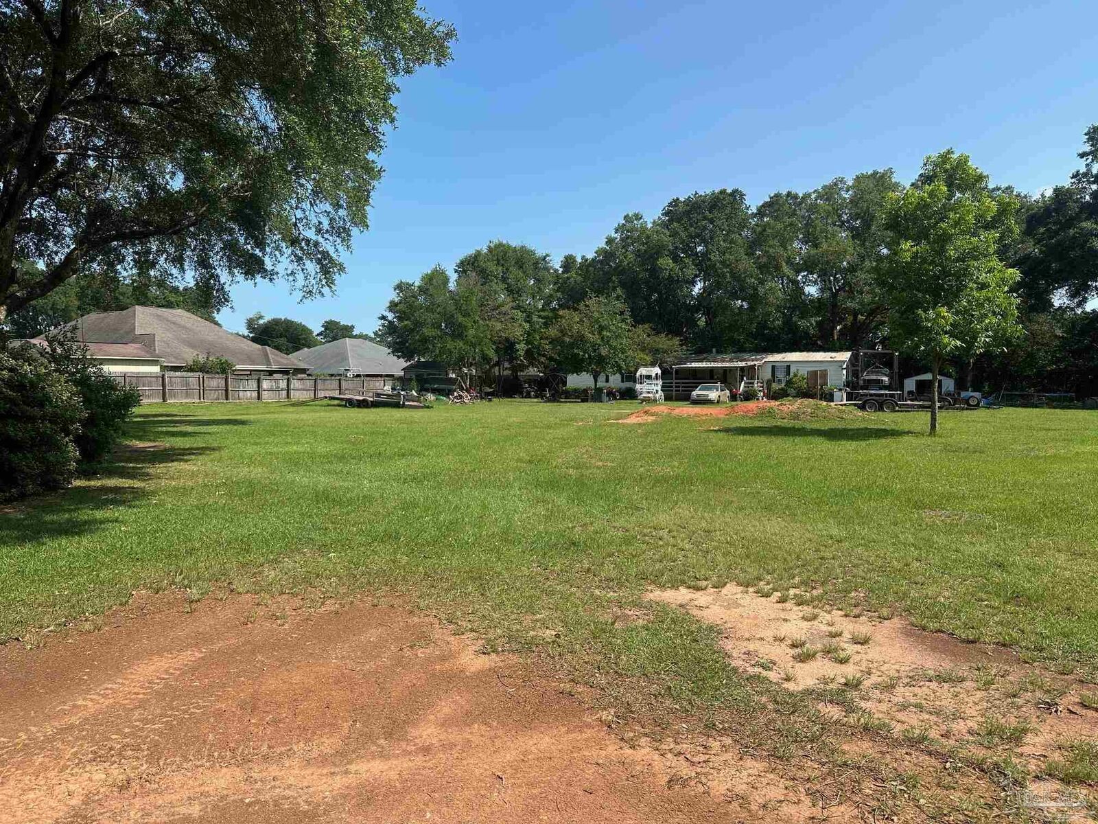 Property Photo:  2939 Sundance Ln  FL 32533 