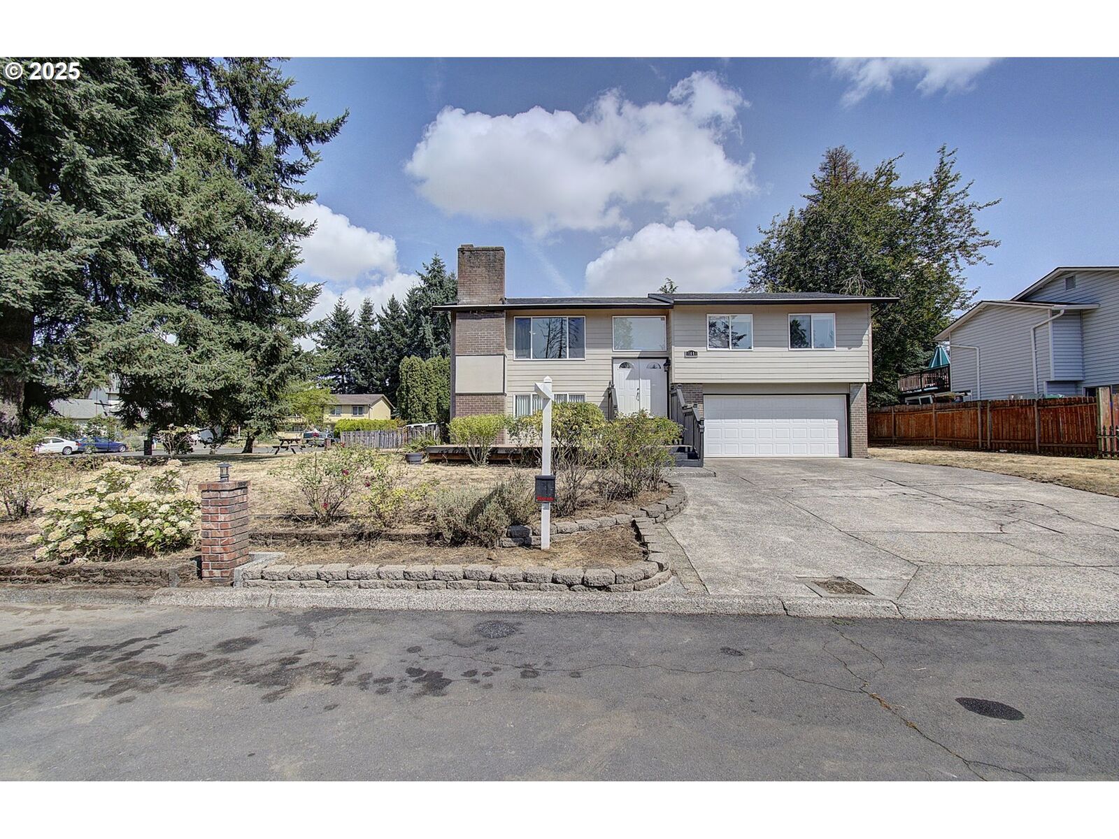 Property Photo:  15004 NE 7th Way  WA 98684 