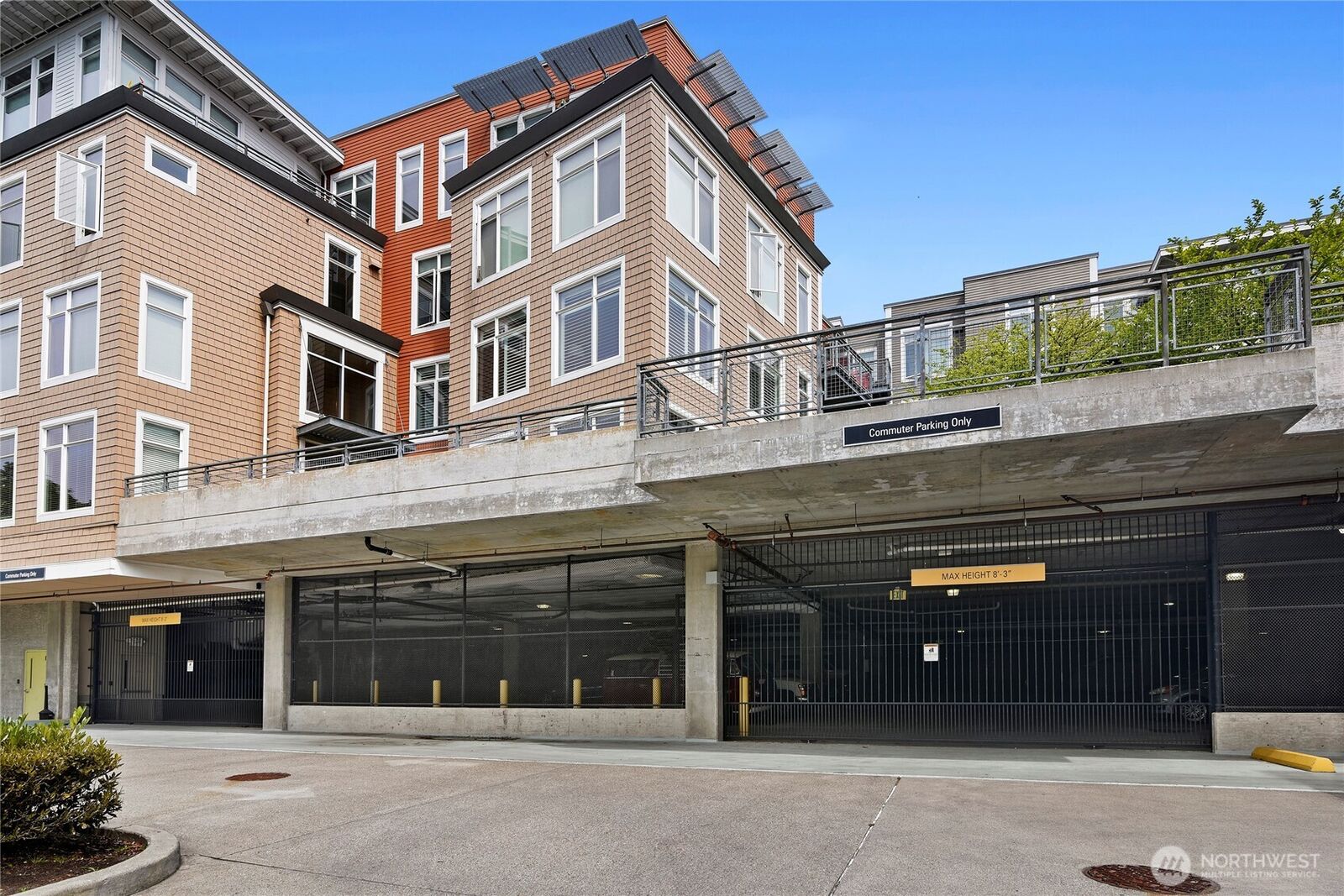 Property Photo:  170  Harbor Square Loop NE P 41  WA 98110 