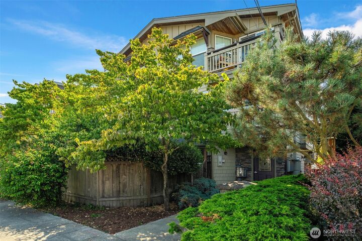 2433 NW 59th Street 201  Seattle WA 98107 photo