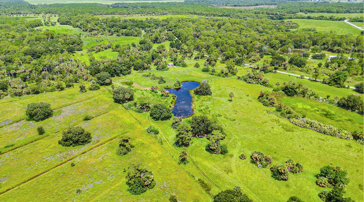 Property Photo: 4902 SW Wild Turkey Lane FL 34956