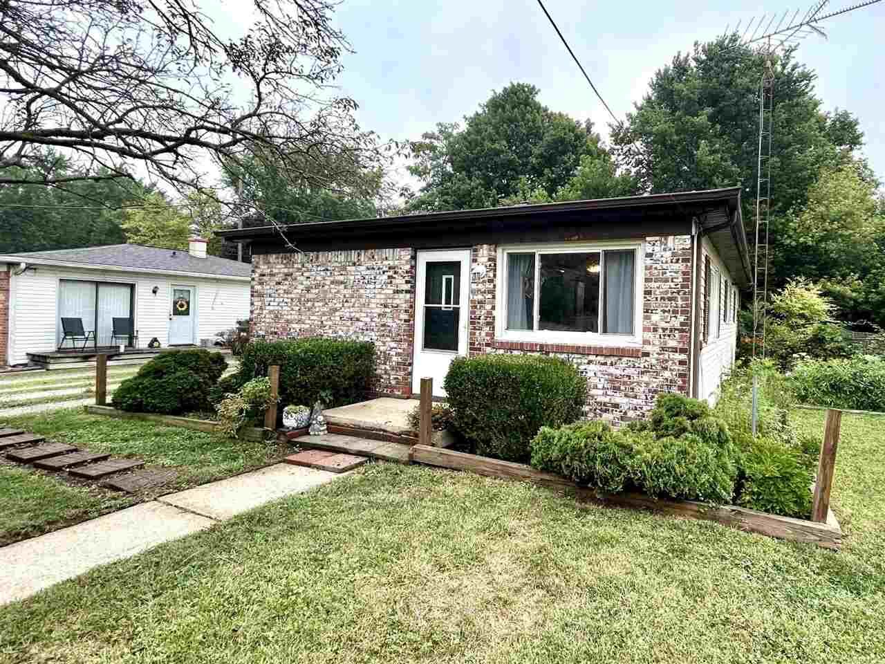 Property Photo: 4 N Graham Street IN 47327