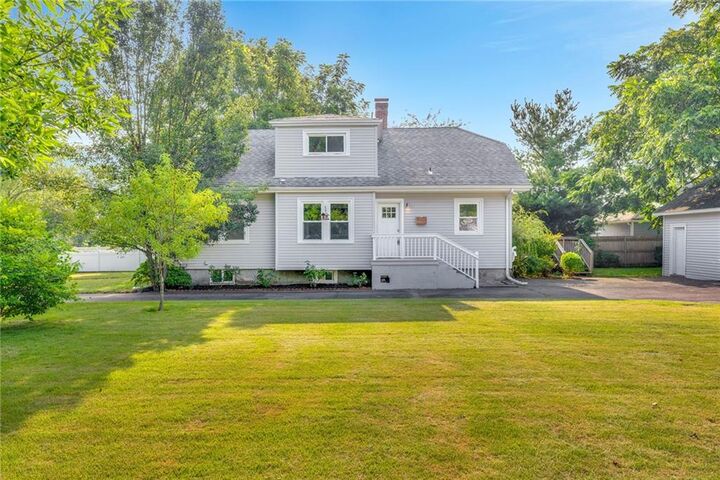 Property Photo:  29 Firglade Avenue  RI 02915 
