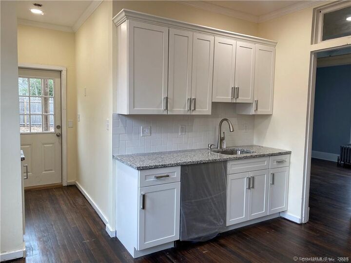 Property Photo: 69 Fountain Street 1 CT 06515