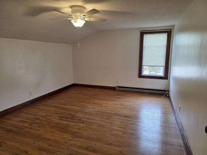 Property Photo:  105 1/2 Windsor Street 3rd Floor  CT 06082 