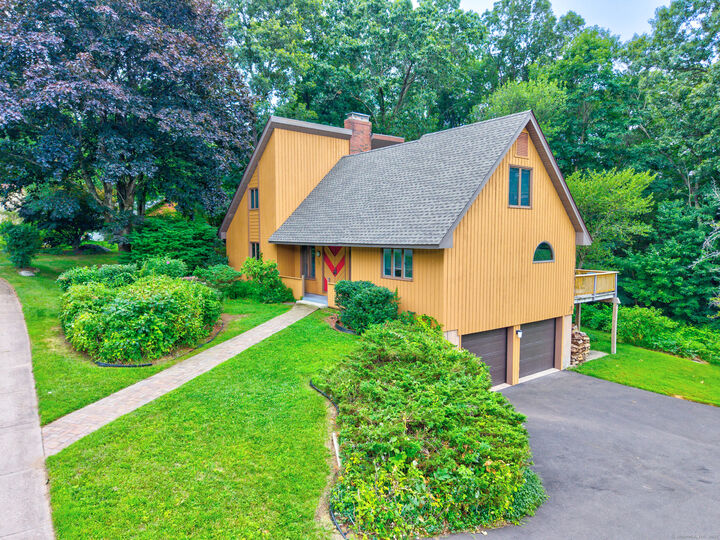 Property Photo:  76 Kent Drive  CT 06042 
