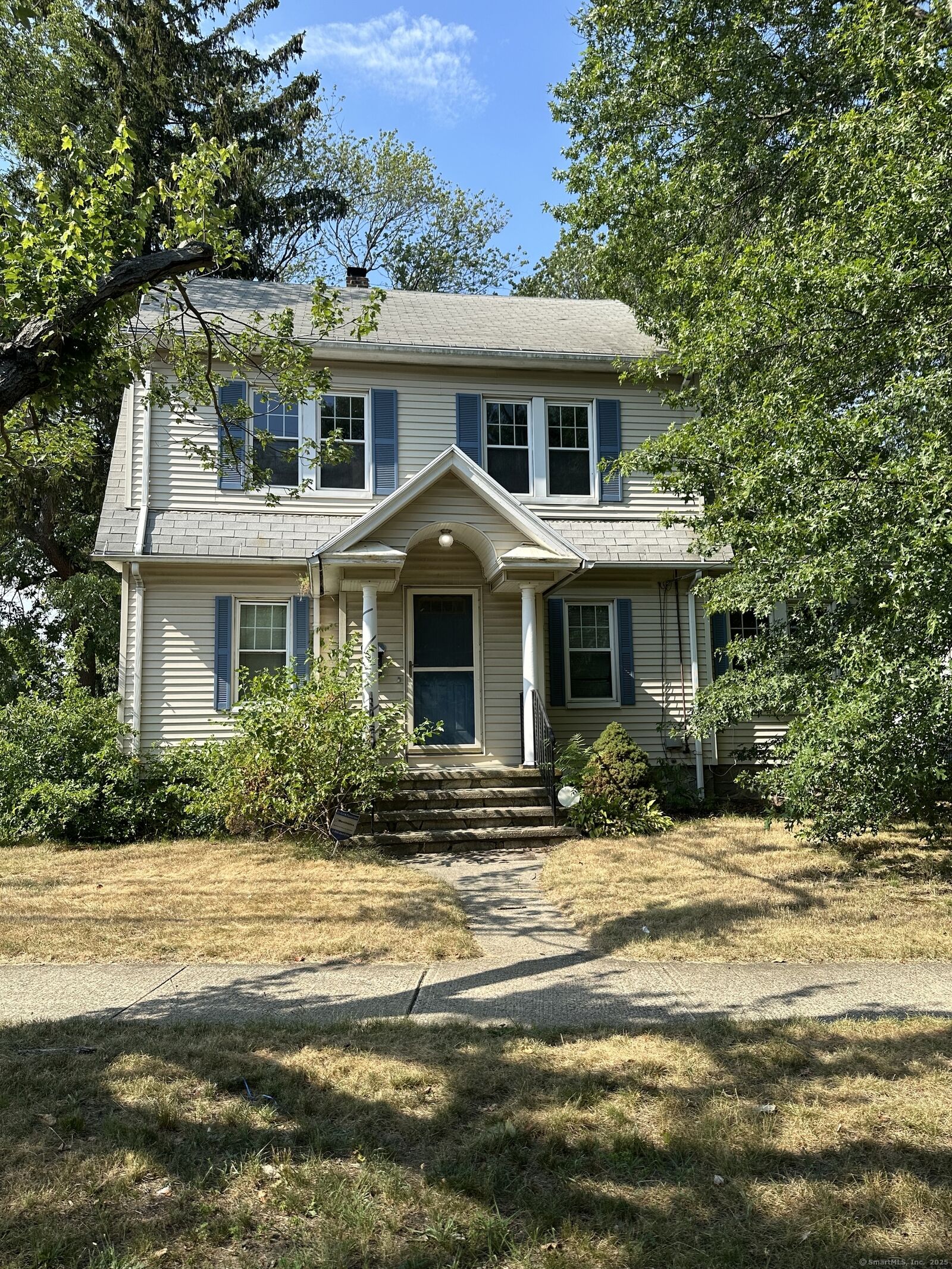 Property Photo: 1294 South Avenue CT 06615