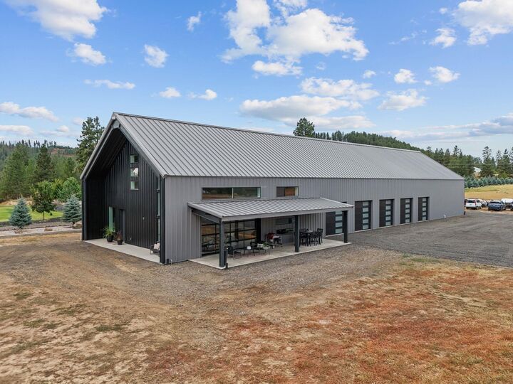 Property Photo: 618 E Washington Rd WA 99224