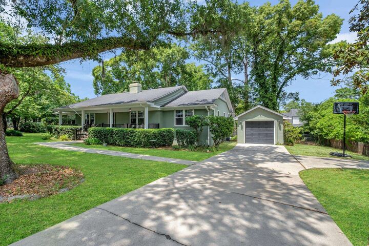 Property Photo:  1140 Renae Way  FL 32312 